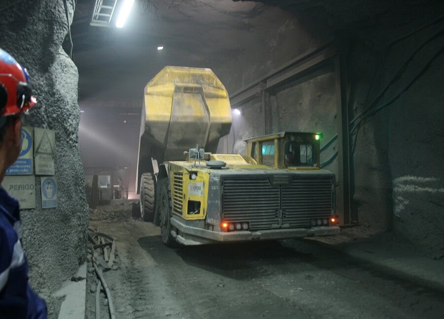While the technologies required to power underground mining vehicles using hydrogen fuel cells have been proven, they are not yet commercially available
