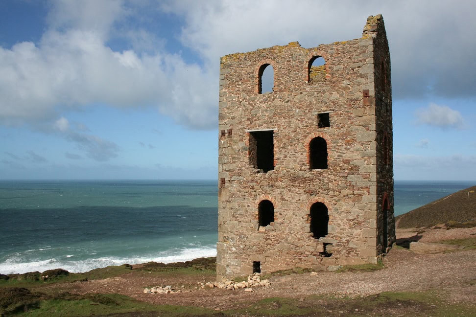 Mine closure: the end or a new beginning? 6 Mine workings at Wheal Coates date back to 1692. Copyright: The Intelligent Miner