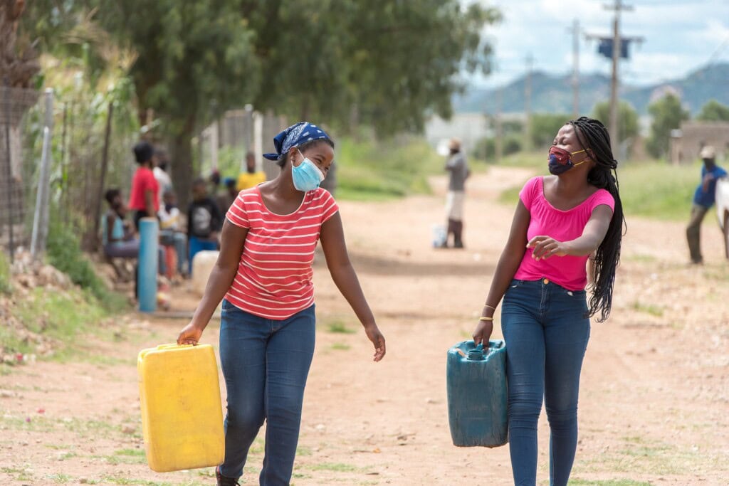 Shared value: expanding the CSR continuum to restore trust in mining 2 Anglo American Mapela Water Project