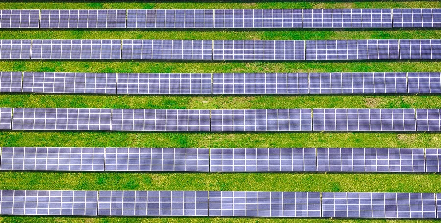 Meeting the Sustainable Development Goals through mining 2 derek sutton JffzrDFKanU unsplash