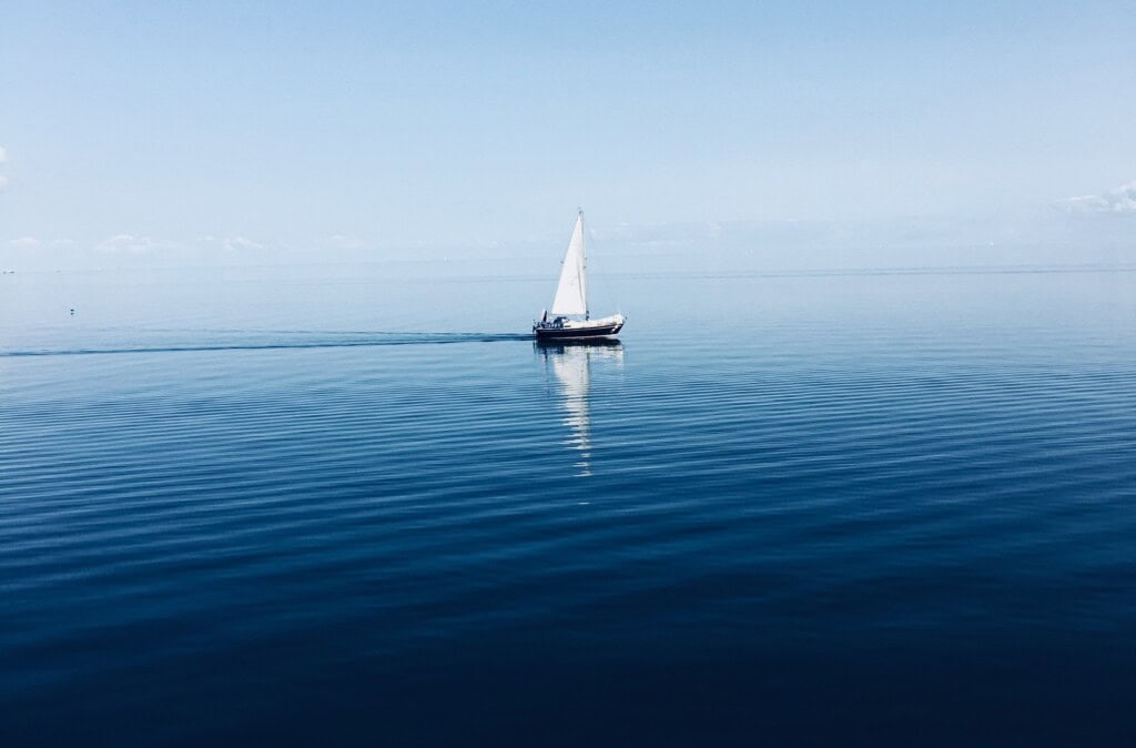 SPOTLIGHT: Preparing for Bill S-211 – Canada’s modern slavery act 4 Boat on calm waters