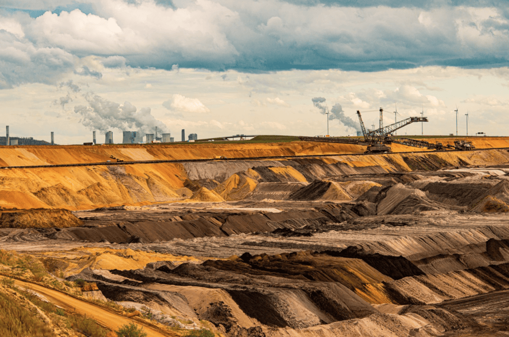 From extraction to sequestration: miners chart a course towards net-negative emissions 3 3 2