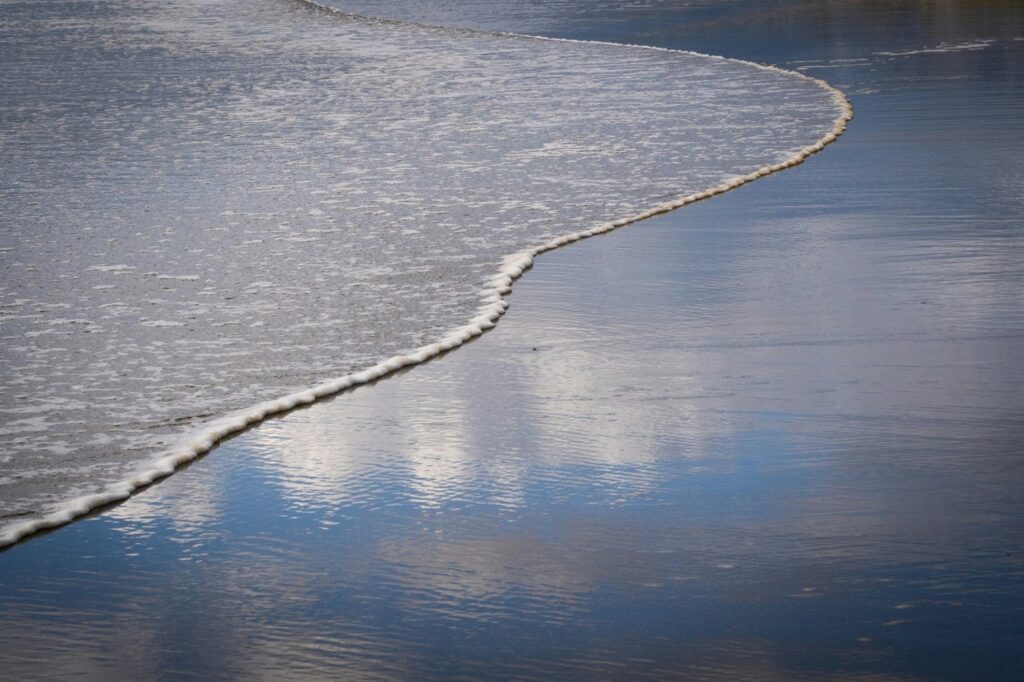 Holding back mining’s ‘grey tsunami’ 2 earl wilcox RWSx6g54bSw unsplash